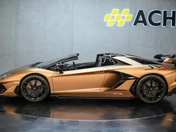 Lamborghini Aventador SVJ Roadster 1 of 800 • V12 770 CP