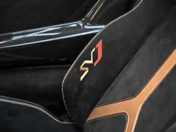 Lamborghini Aventador SVJ Roadster 1 of 800 • V12 770 CP