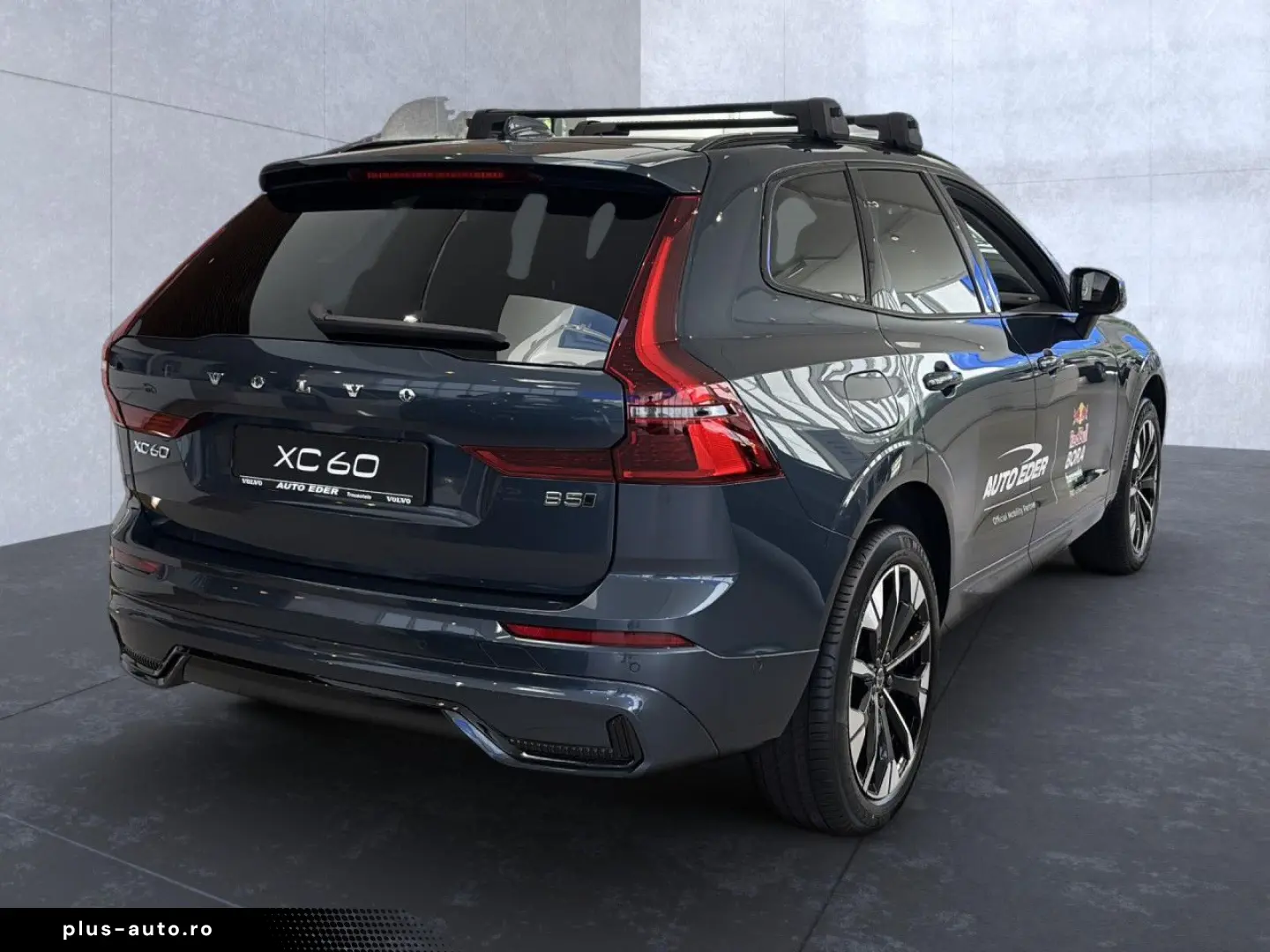 VOLVO XC 60 Plus Dark B5 AWD Bluetooth LED Klima