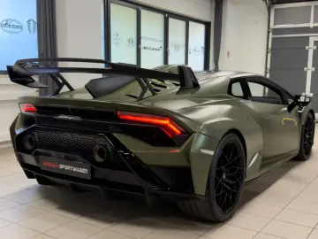 Lamborghini Huracán STO • Ad Personam • Full Carbon