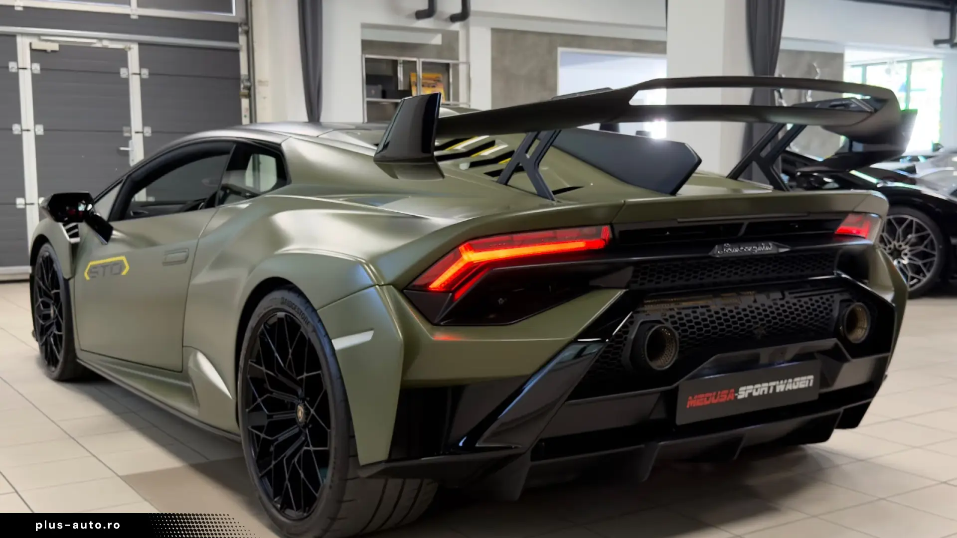 Lamborghini Huracán STO • Ad Personam • Full Carbon