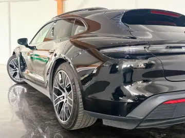 PORSCHE Taycan Sport Turismo Sport Chrono