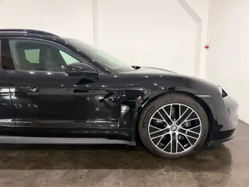 PORSCHE Taycan Sport Turismo Sport Chrono