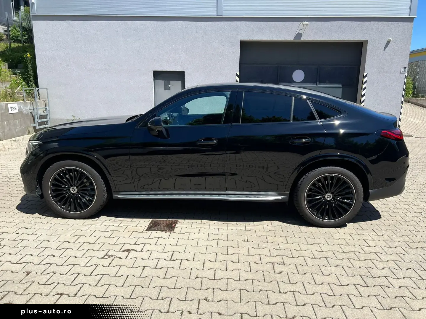 MERCEDES-BENZ GLC 220 d Coupé  4Matic AMG Line_PREMIUM_Panor