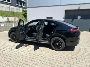 MERCEDES-BENZ GLC 220 d Coupé  4Matic AMG Line_PREMIUM_Panor