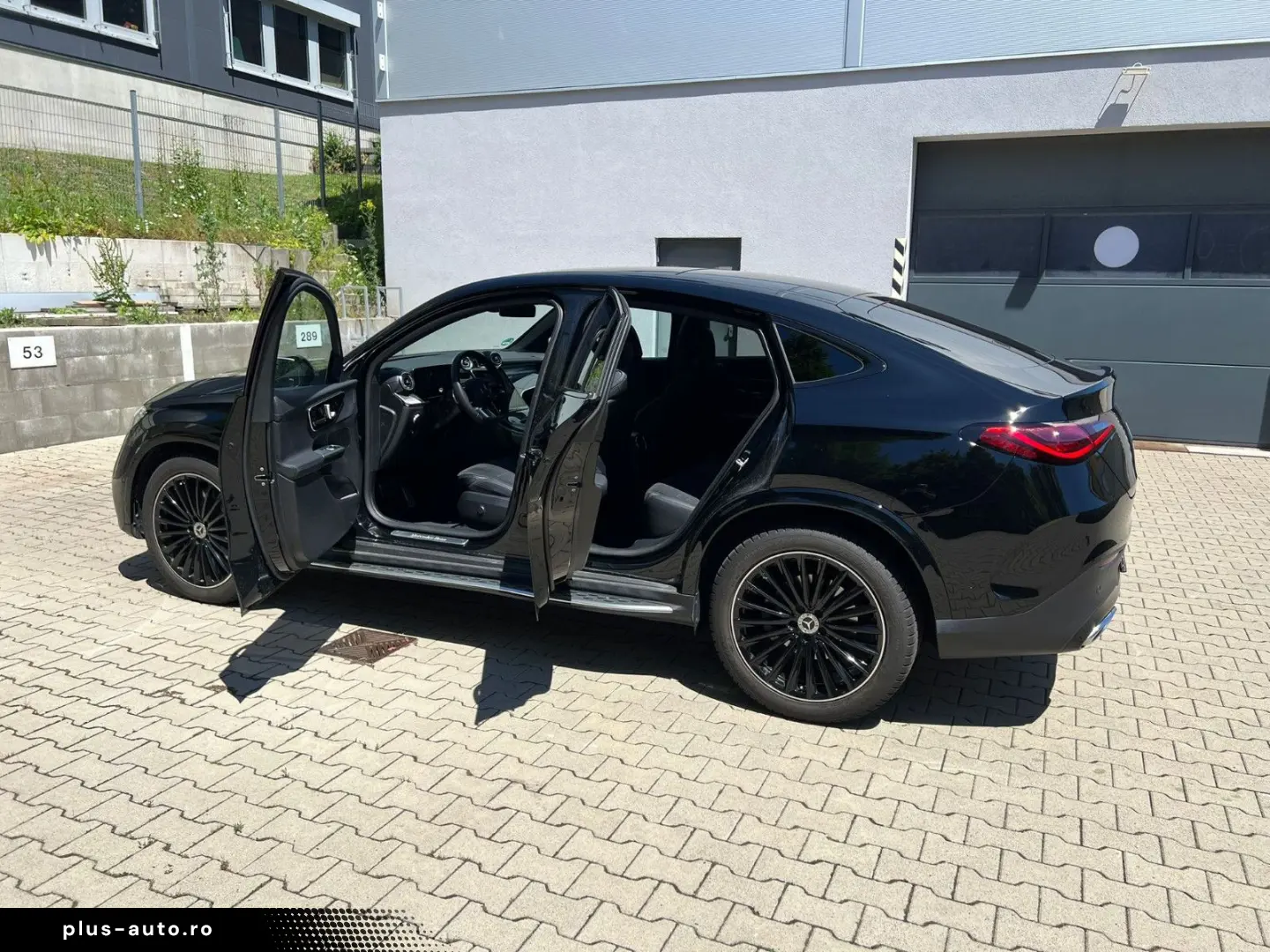 MERCEDES-BENZ GLC 220 d Coupé  4Matic AMG Line_PREMIUM_Panor