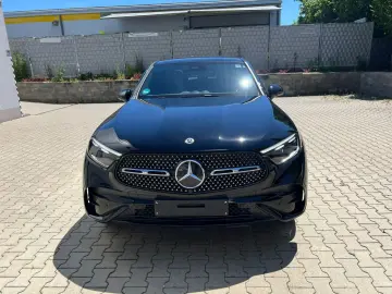 MERCEDES-BENZ GLC 220 d Coupé  4Matic AMG Line_PREMIUM_Panor