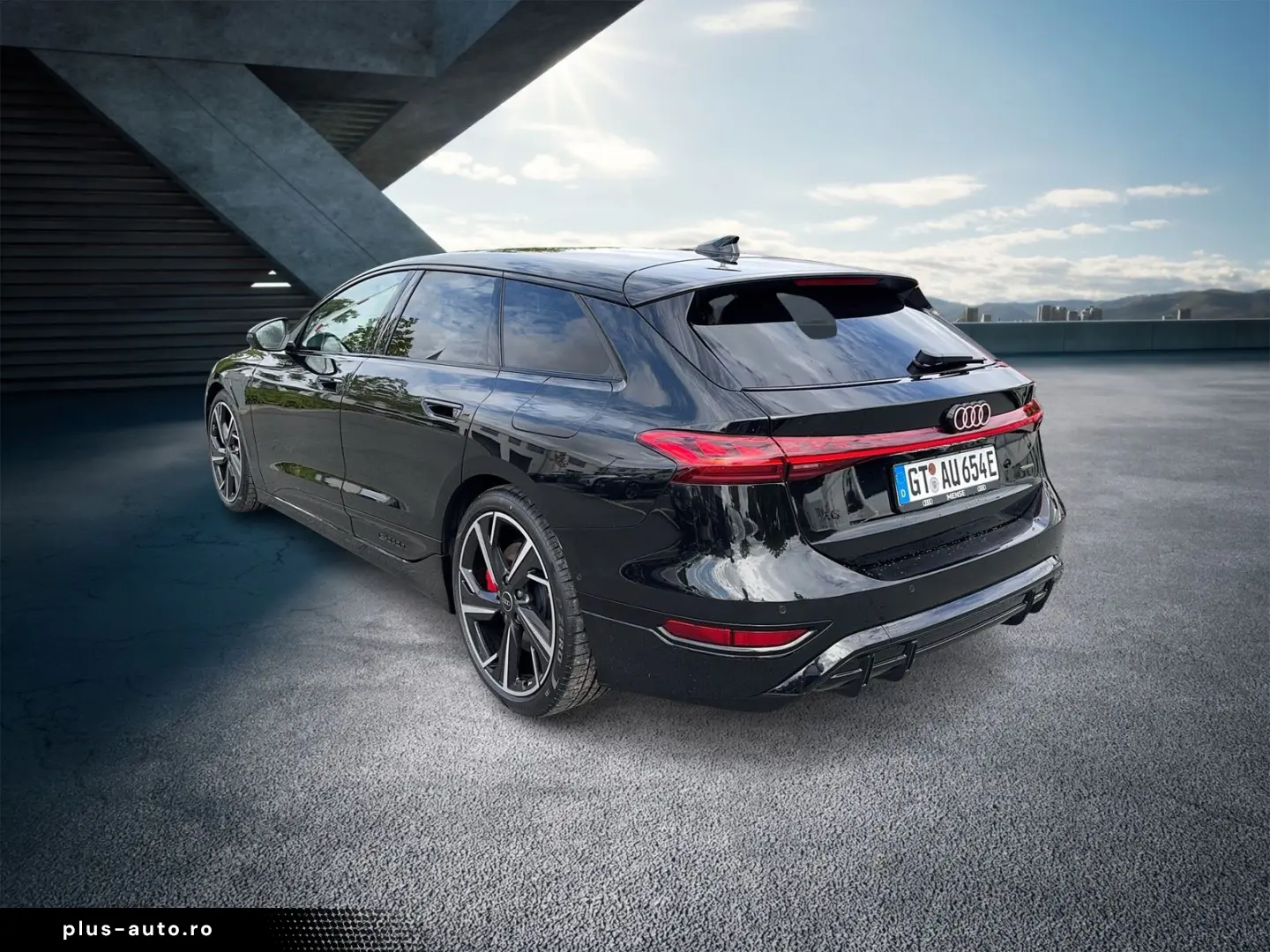 AUDI A6 Avant e-Tron Quattro_B&O_ACC_HUD