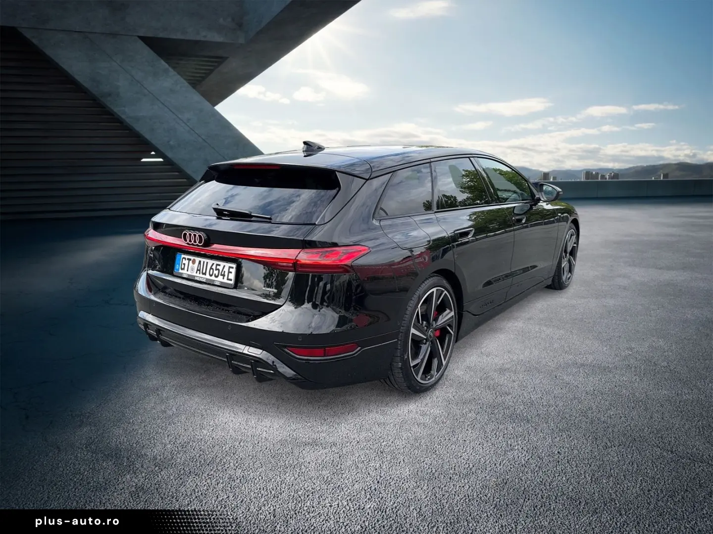 AUDI A6 Avant e-Tron Quattro_B&O_ACC_HUD