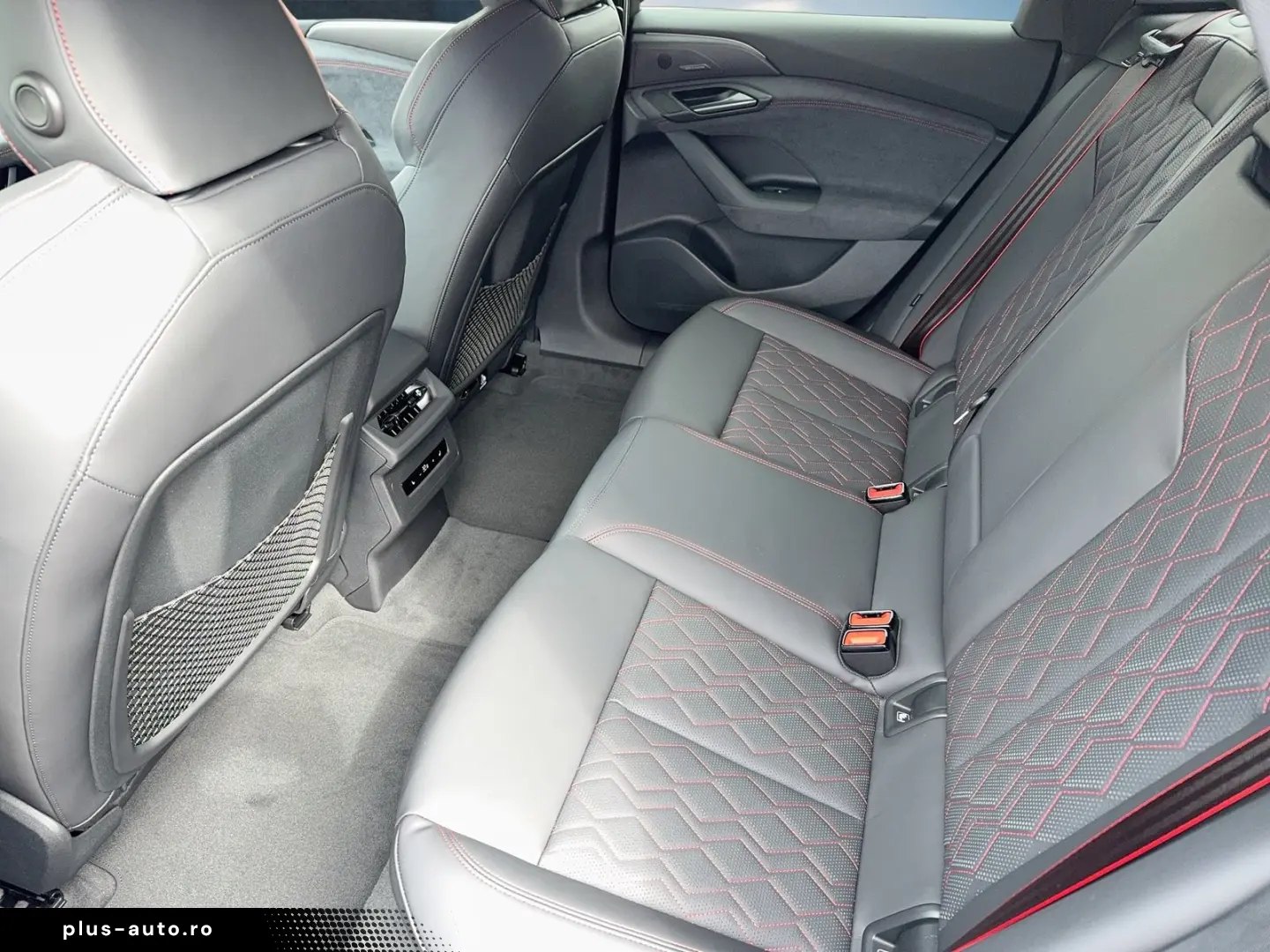 AUDI A6 Avant e-Tron Quattro_B&O_ACC_HUD