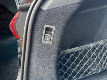 AUDI A6 Avant e-Tron Quattro_B&O_ACC_HUD