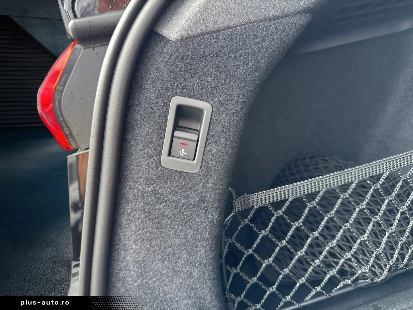 AUDI A6 Avant e-Tron Quattro_B&O_ACC_HUD