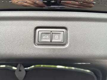 AUDI A6 Avant e-Tron Quattro_B&O_ACC_HUD