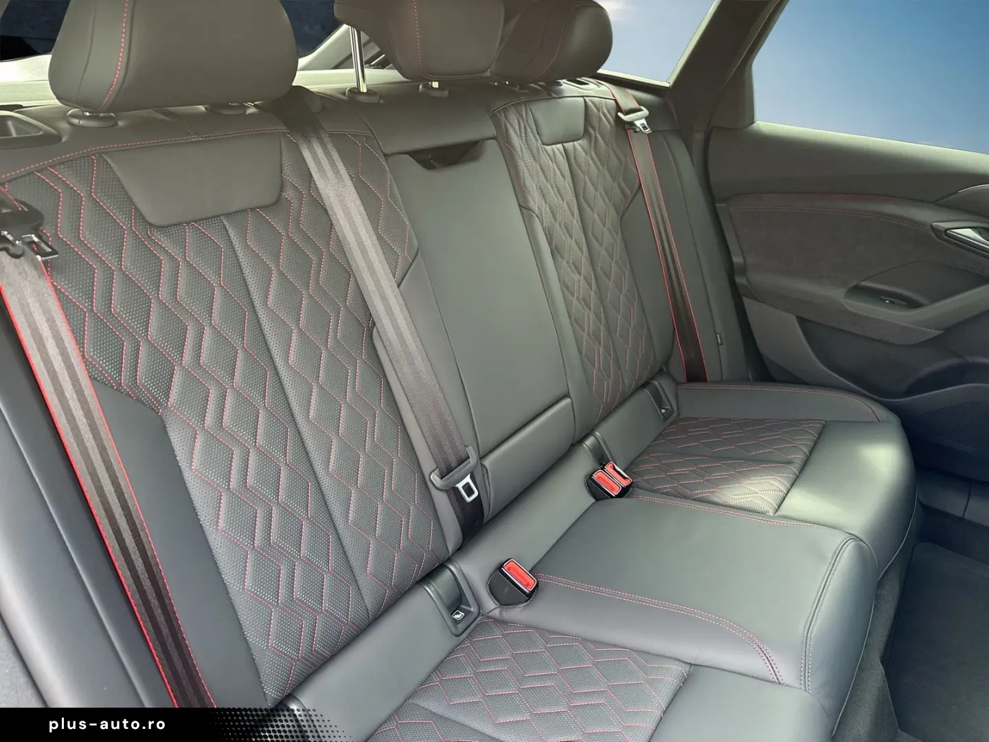 AUDI A6 Avant e-Tron Quattro_B&O_ACC_HUD