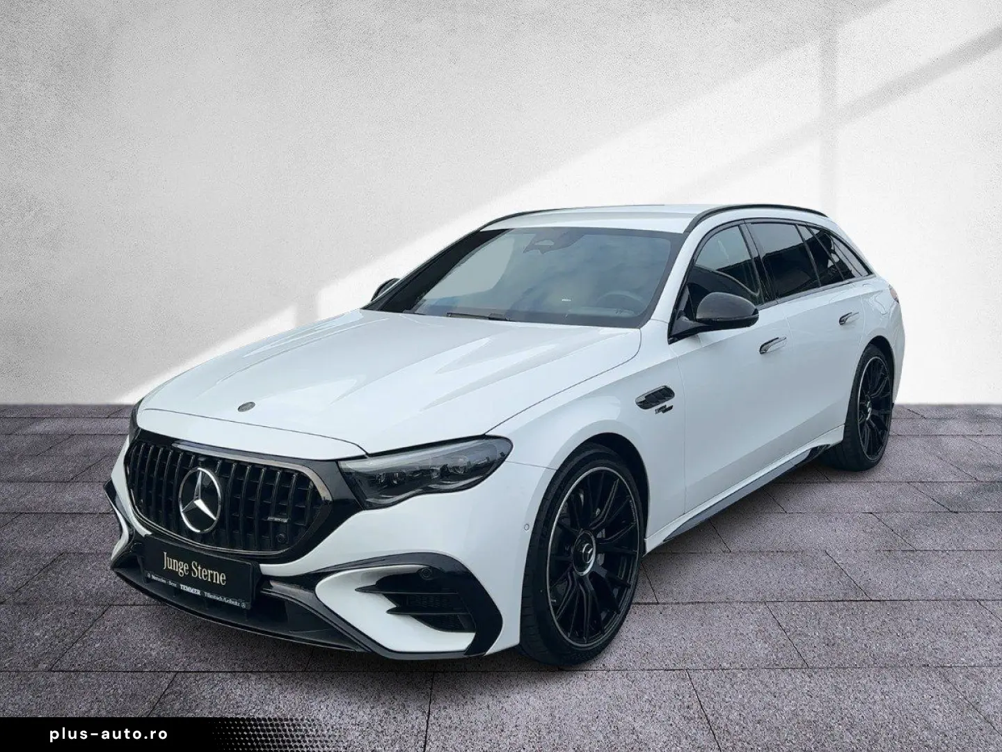 MERCEDES-AMG E 53 HYBRID 4Matic