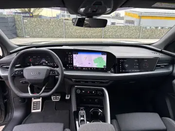 AUDI Q5 TDI Sportback Quattro S LINE_Tech Plus_Pano