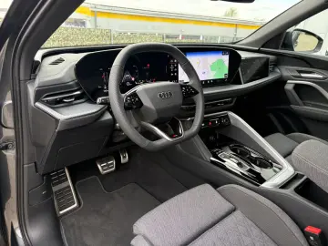 AUDI Q5 TDI Sportback Quattro S LINE_Tech Plus_Pano