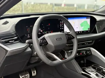 AUDI Q5 TDI Sportback Quattro S LINE_Tech Plus_Pano