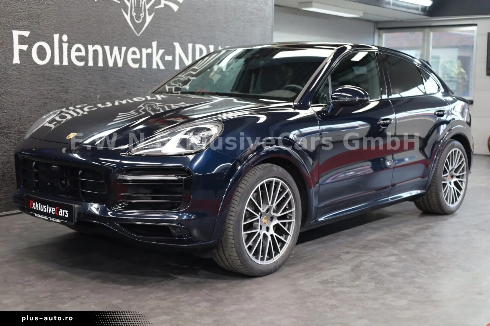 PORSCHE Cayenne Coupe E-Hybrid Platinum Edition_Matrix