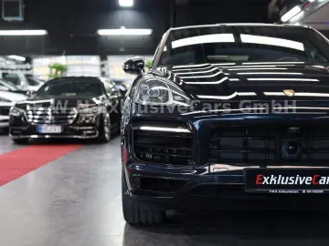 PORSCHE Cayenne Coupe E-Hybrid Platinum Edition_Matrix