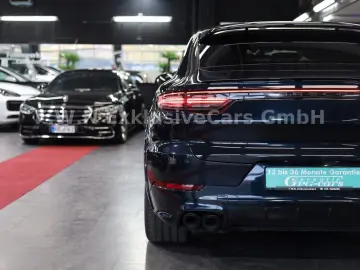 PORSCHE Cayenne Coupe E-Hybrid Platinum Edition_Matrix