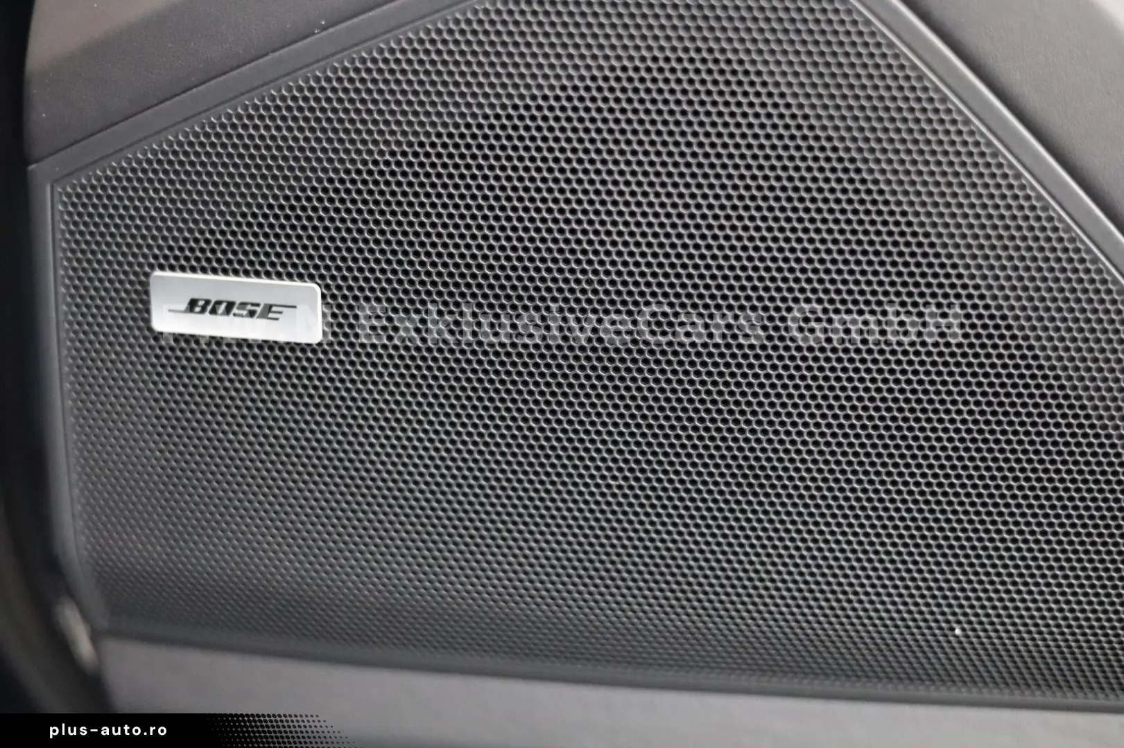 PORSCHE Cayenne Coupe E-Hybrid Platinum Edition_Matrix