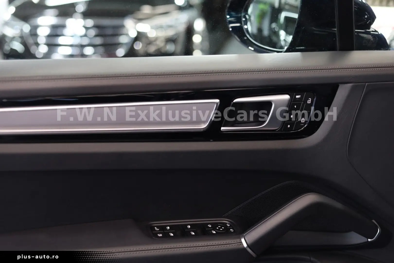 PORSCHE Cayenne Coupe E-Hybrid Platinum Edition_Matrix