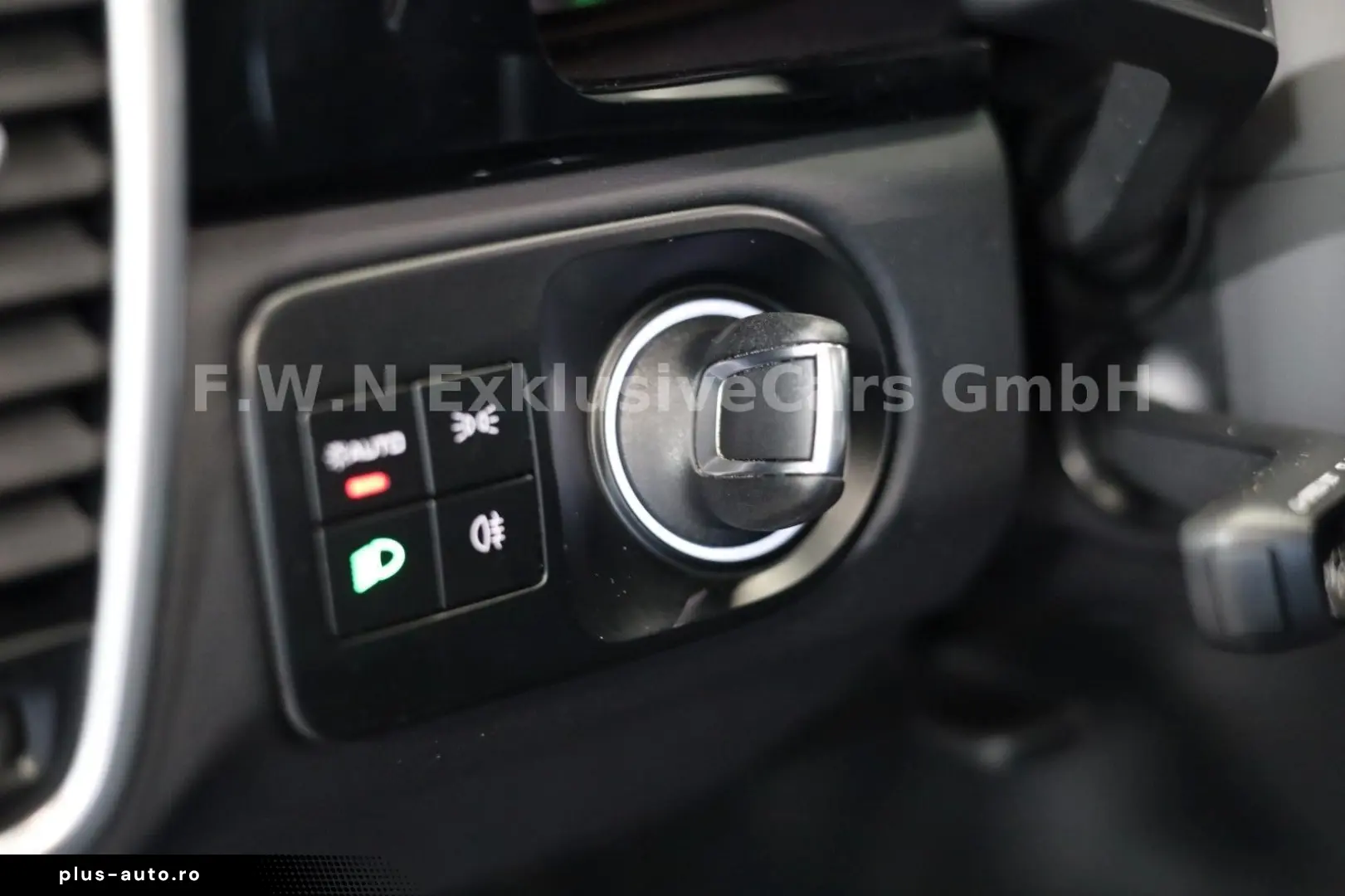 PORSCHE Cayenne Coupe E-Hybrid Platinum Edition_Matrix