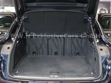 PORSCHE Cayenne Coupe E-Hybrid Platinum Edition_Matrix