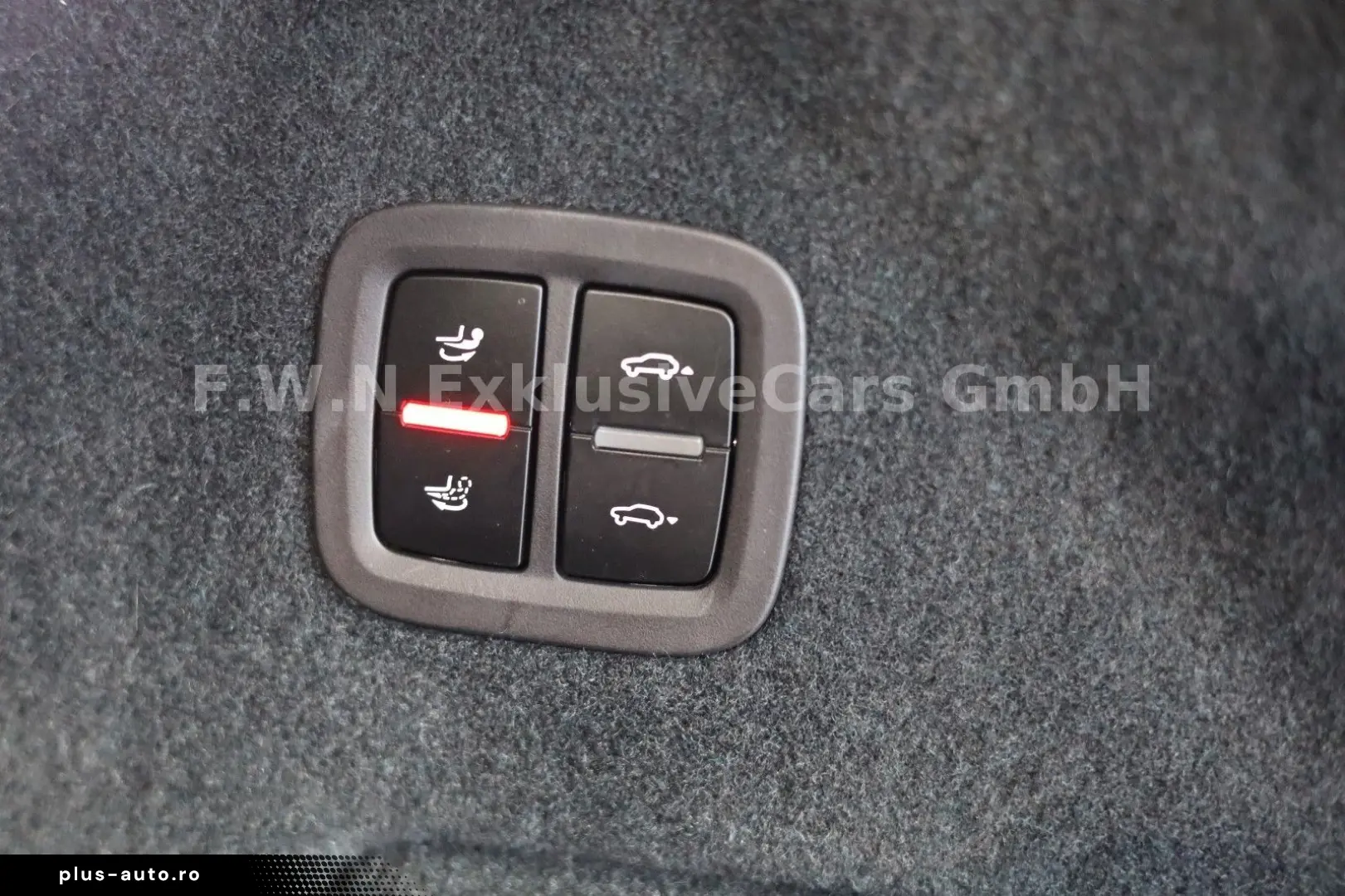PORSCHE Cayenne Coupe E-Hybrid Platinum Edition_Matrix