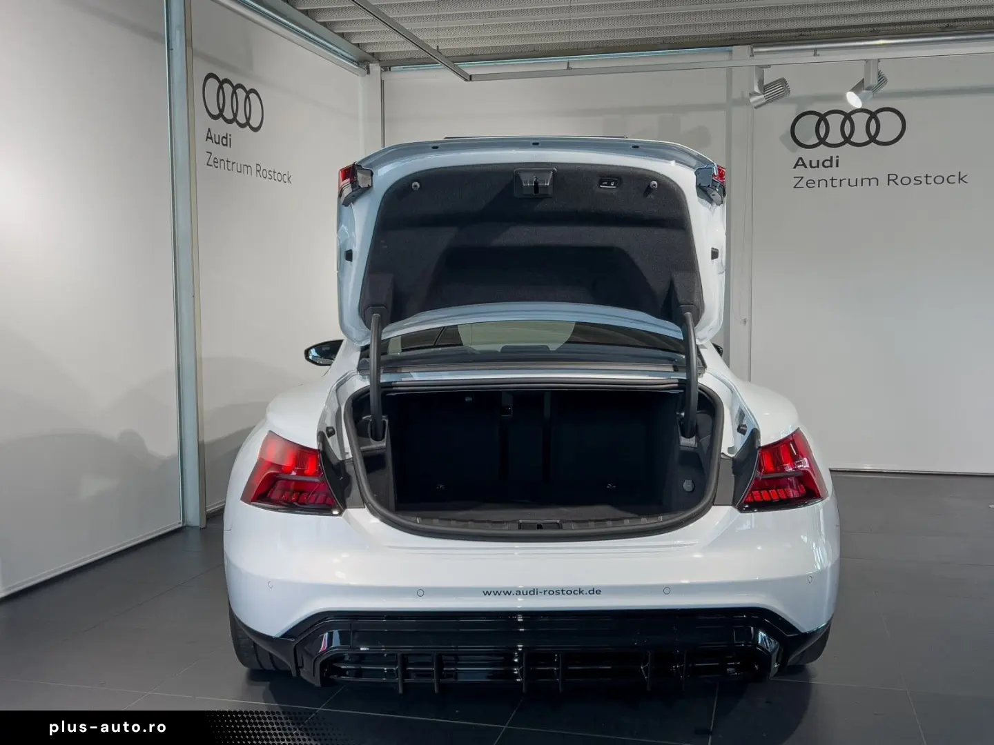 AUDI e-Tron GT Quattro_Navi_Matrix_Head Up