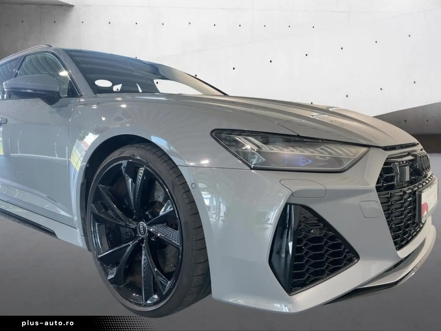 AUDI RS6 Avant 4.0 TFSI Quattro_Navi_Matrix
