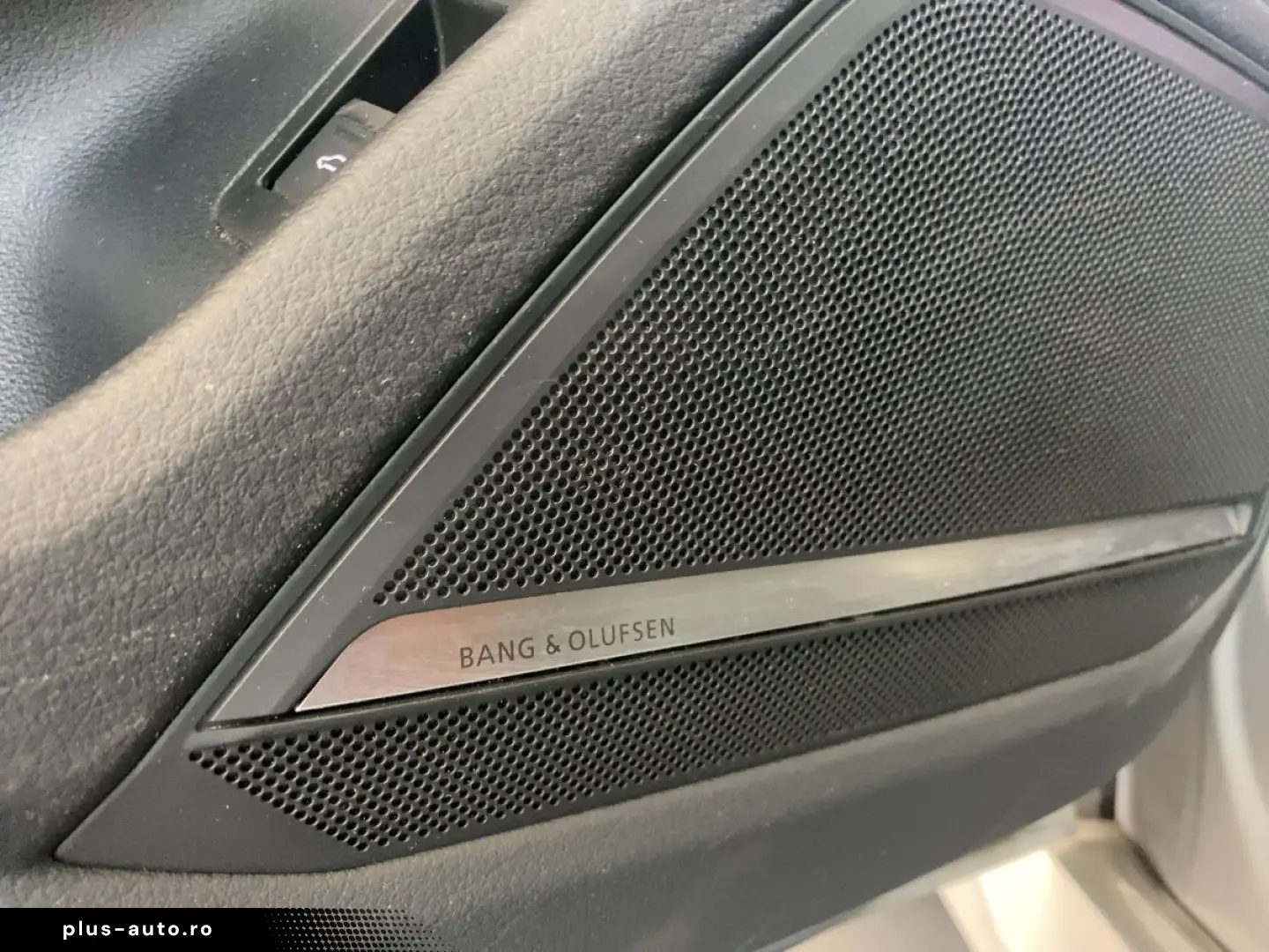 AUDI RS6 Avant 4.0 TFSI Quattro_Navi_Matrix