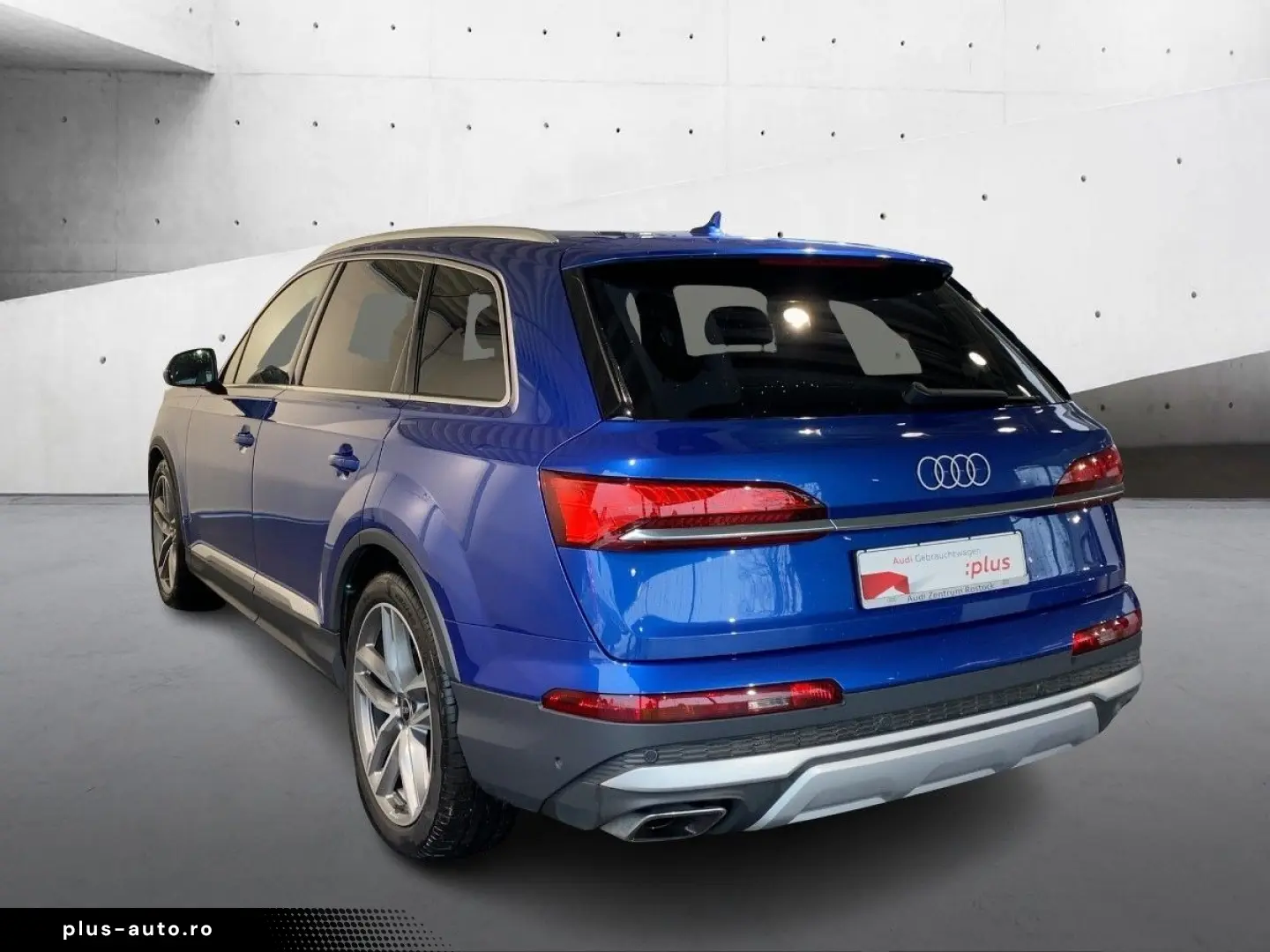 AUDI Q7 50 TDI Quattro_7_Locuri_Navi_Matrix_Pano