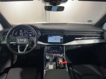 AUDI Q7 50 TDI Quattro_7_Locuri_Navi_Matrix_Pano