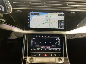 AUDI Q7 50 TDI Quattro_7_Locuri_Navi_Matrix_Pano