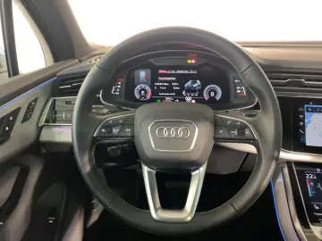 AUDI Q7 50 TDI Quattro_7_Locuri_Navi_Matrix_Pano