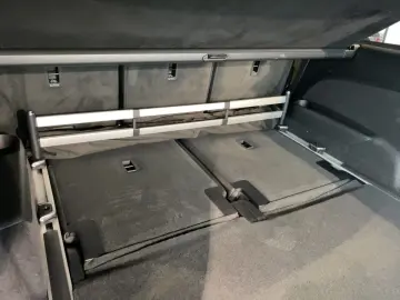 AUDI Q7 50 TDI Quattro_7_Locuri_Navi_Matrix_Pano