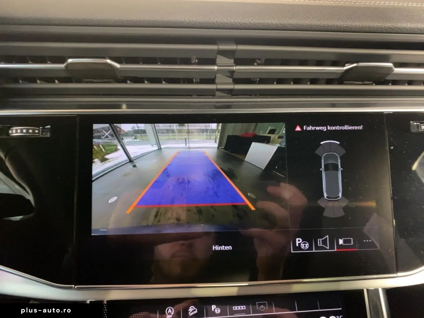 AUDI Q7 50 TDI Quattro_7_Locuri_Navi_Matrix_Pano