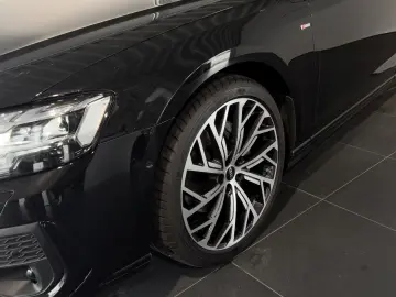 AUDI A8 50 TDI Quattro S-Line_Navi_Matrix_Head Up_B&O