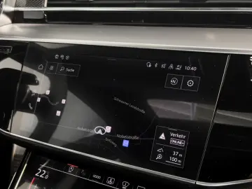 AUDI A8 50 TDI Quattro S-Line_Navi_Matrix_Head Up_B&O