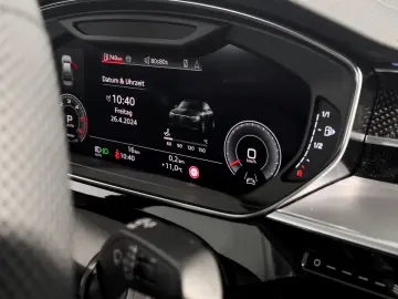AUDI A8 50 TDI Quattro S-Line_Navi_Matrix_Head Up_B&O