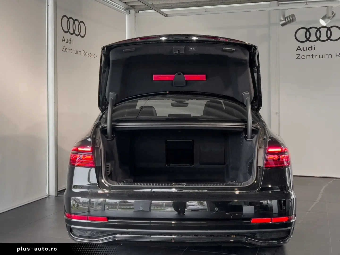 AUDI A8 50 TDI Quattro S-Line_Navi_Matrix_Head Up_B&O