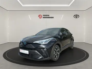 TOYOTA C-HR Hybrid Team D NAVI RFK LED ALLWETTER