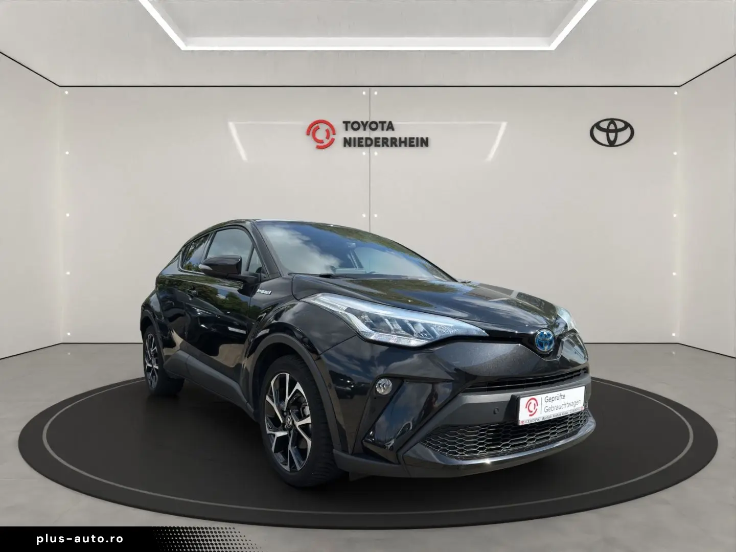 TOYOTA C-HR Hybrid Team D NAVI RFK LED ALLWETTER