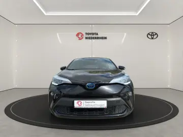 TOYOTA C-HR Hybrid Team D NAVI RFK LED ALLWETTER