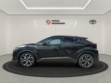 TOYOTA C-HR Hybrid Team D NAVI RFK LED ALLWETTER