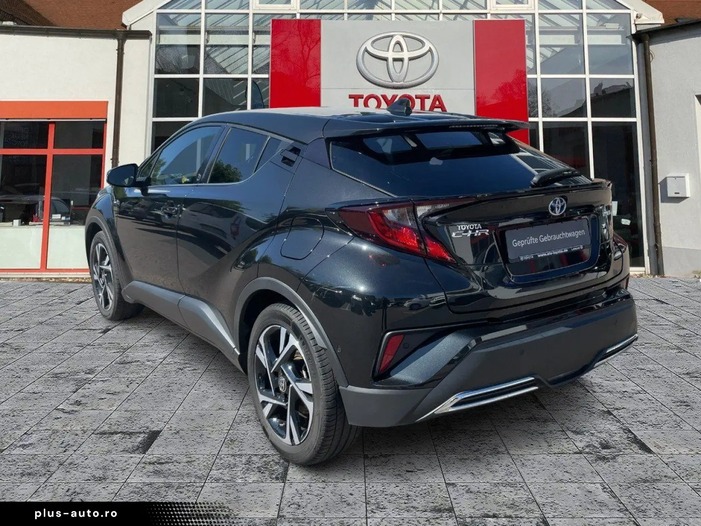 TOYOTA C-HR 2.0 Hybrid Team D ACC LED Navi SHZ 2xKlima