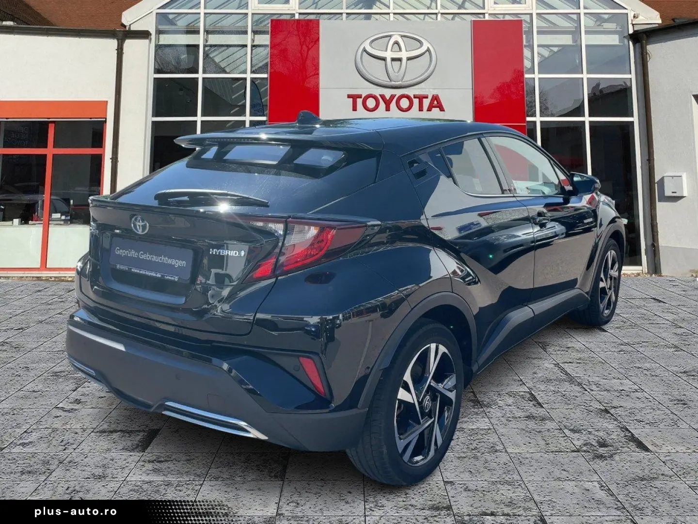TOYOTA C-HR 2.0 Hybrid Team D ACC LED Navi SHZ 2xKlima