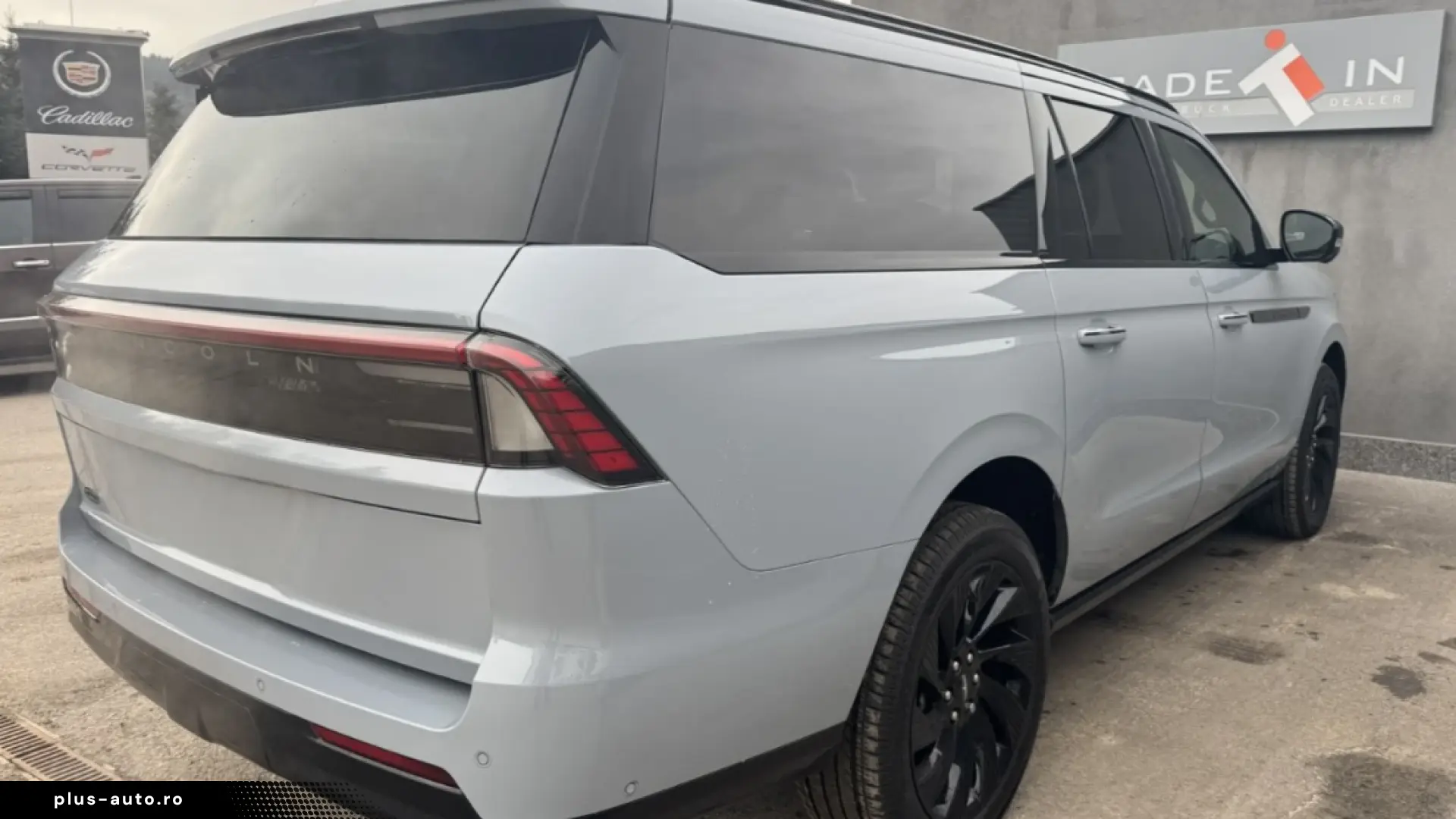 Lincoln Navigator BLACK LABEL 3.5L V6